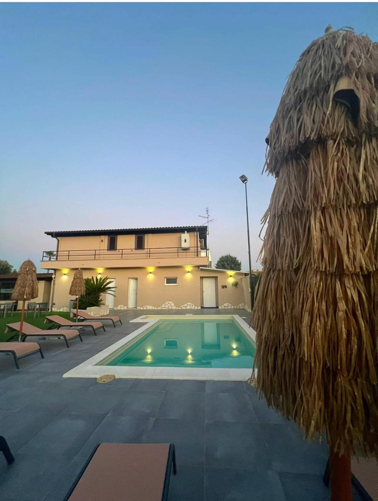 Lounge Padel Village Nettuno Exterior photo